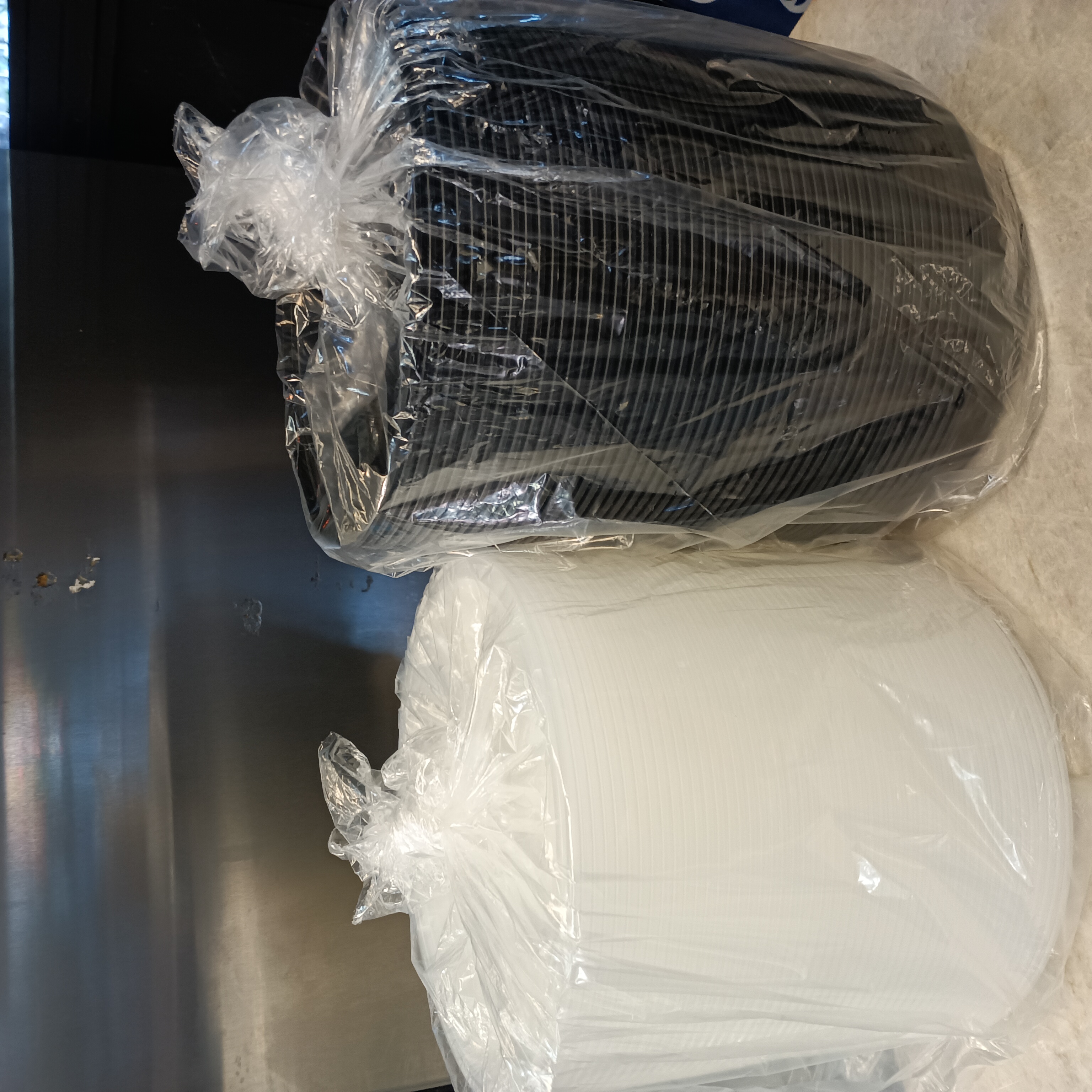 48oz plastic black redon combo